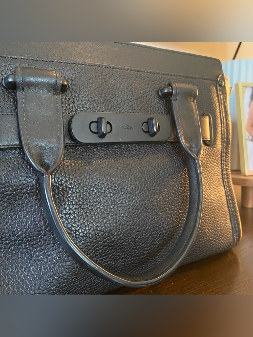 Coach Swagger 27 Black Leather Interior Satchel with Logo Patch - Picture 2 of 7